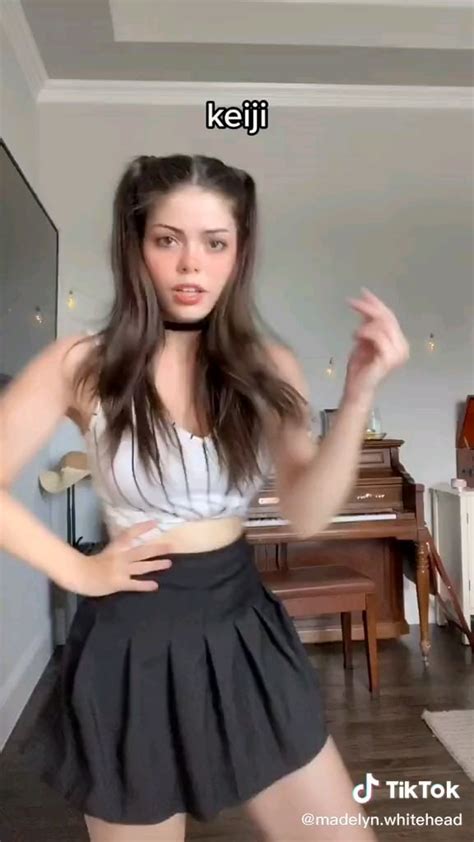 Hot Sexy Madelyn Whitehead Bikini Pics