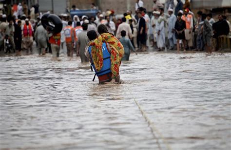 Ascienden A 67 Los Muertos Por Las Inundaciones En Pakistán