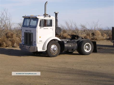 1977 White Cabover