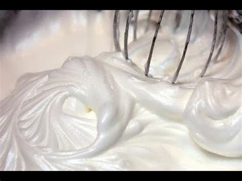 Крем из сливок со сгущенным молоком Как сделать Крем для торта из ...