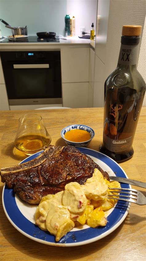 steak, whisky sauce and a nice bottle:) : r/whiskey