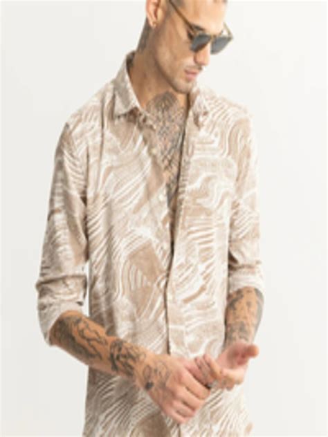 Buy Snitch Beige And White Abstract Printed Classic Slim Fit Opaque