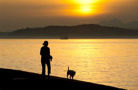 Two popular Seattle parks will close early this summer