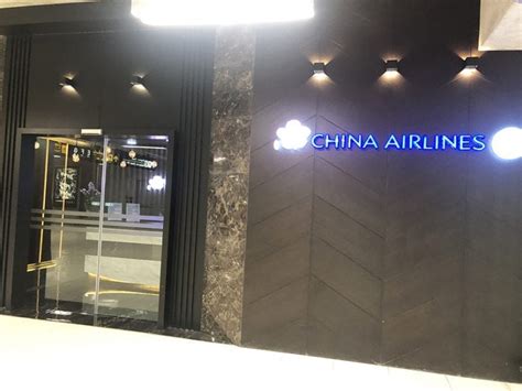 China Airlines Lounge Bangkok + BKK to TPE Business Class Seats - Kaila Yu