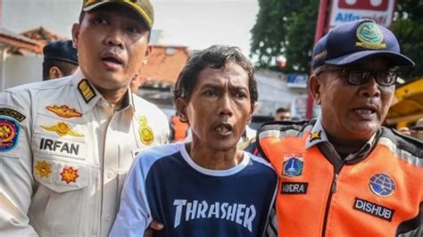 Pemprov Dki Tindak Juru Parkir Liar Di Sejumlah Minimarket Jakarta