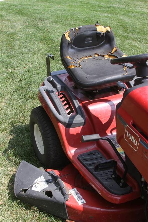 Toro Lx420 Twin Cam Riding Lawn Mower Ebth