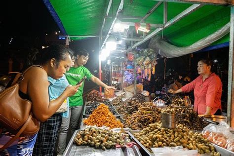 Phnom Penh Evening Food Tour Inclusive Over Local Tastings