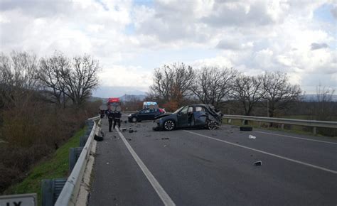 Incidente Sulla Statale 219 Tra Padule E Spada Sei Auto Coinvolte