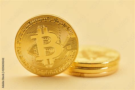 Stapel Bitcoin Münzen als Digitalwährung Konzept Stock Photo Adobe Stock