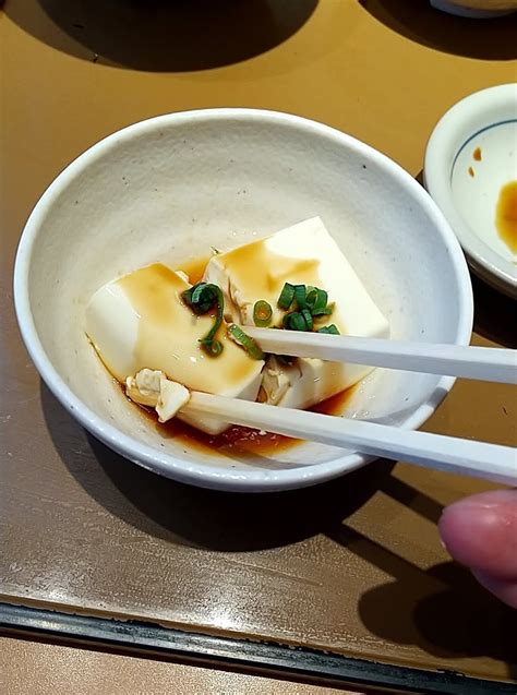 朝から美味しいお肉を！やよい軒の「ミニすき焼き朝食」をいただく ハジカラ