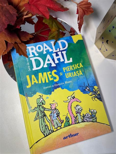 Cristina citește James și piersica uriașă scrisă de Roald Dahl