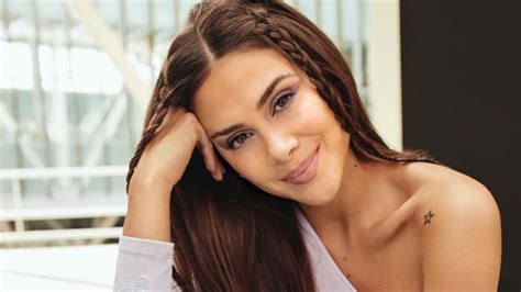 La Revista Forbes Reconoce A La Artista Greeicy Como Una De Las