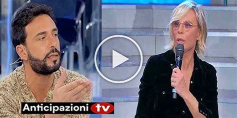 VIDEO Uomini E Donne Maria De Filippi Prende Le Difese Di Armando