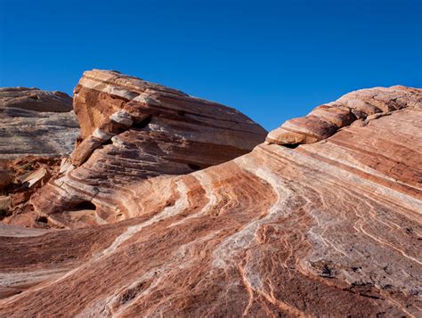 Fire Wave Hiking Guide In Valley Of Fire State Park The Simple Hiker