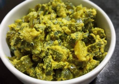 Chichinga Posto Snake Gourd In Poppy Seed Paste Recipe By The