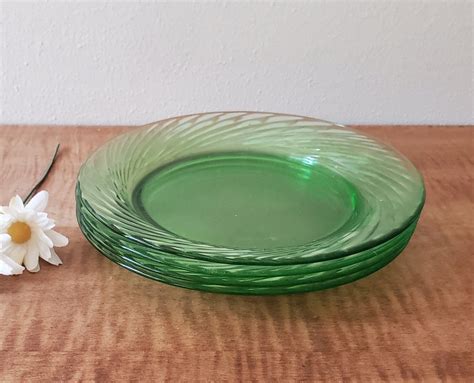 Vintage Green Pyrex Festiva Plates Set Of 4 Pyrex Festiva Clear Green