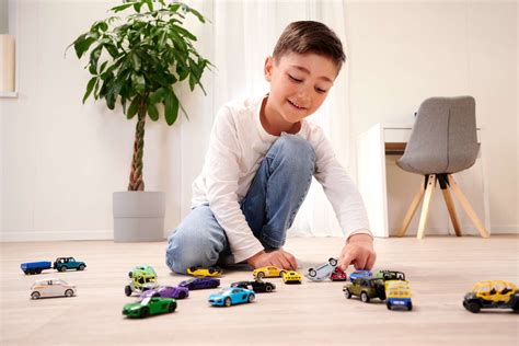 Hot Wheels Walizka kolekcjonerska Collecting Case na 50 aut Duży Zestaw prezentowy 20 modeli