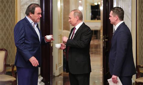 Sección Visual De Oliver Stone Entrevistas A Putin Miniserie De Tv