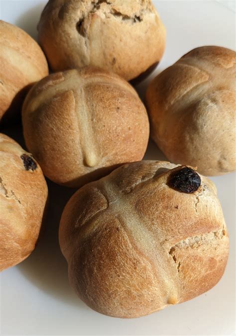 Easter Baking Recipes Eggless Hot Cross Buns Better Food Mood