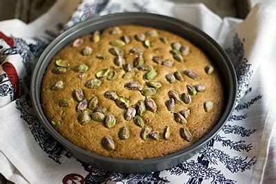 Chucrute Salsicha Bolo De Laranja E Pistacho