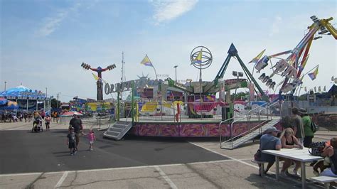 🎠🍕🍟spin City Amusement Area At 2018 Wi State Fair Youtube