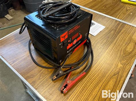 Farm And Ranch Fr01335 Battery Charger Bigiron Auctions