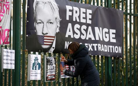 Julian Assange Uk Approves Extradition To Us