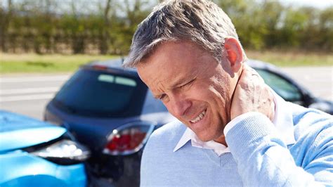 How To Maximize Your Damages In A Whiplash Car Accident Claim Henness