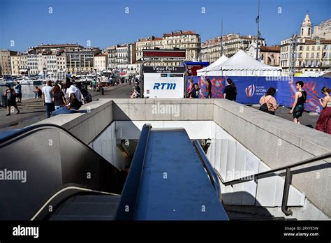 Vue De L Entr E Du M Tro Marseille La Station Vieux Port La R Gie