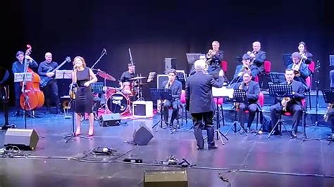 La Big Band Dell Unical Funziona Applausi A Scena Aperta Per Il