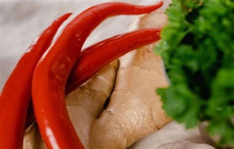 Ginger And Chili Peppers Work Together To Lower Cancer Risk