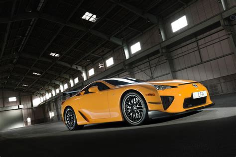 15 Awesome Minutes Behind the Wheel of a Lexus LFA: (Fridays are for F ...