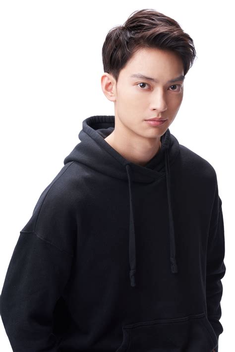 Stylists are shocked by the sudden demand for this korean hairstyle