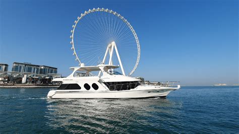 Dubai Marina 1 Hour Yacht Tour Tickets. Best Offers and Prices ...