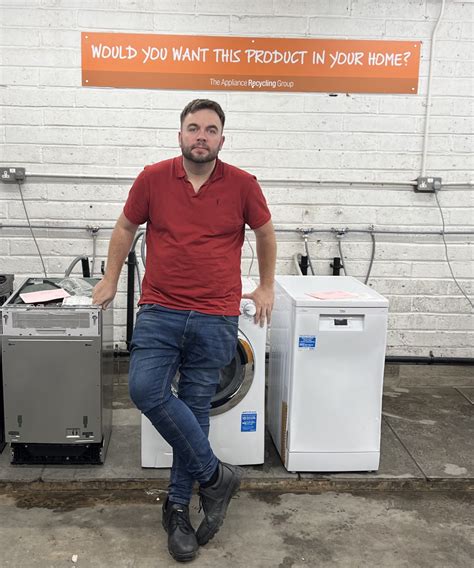 This tap to pay security flaw is a warning to all shoppers 42