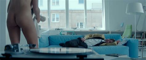 Naked Aleksandra Wojtysiak in Cale mnóstwo milosci