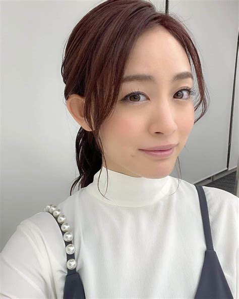 新井恵理那さんのインスタグラム写真 新井恵理那instagram 「パールが可愛いポイントだった、今朝のグッド！モーニング、ブログ担当し