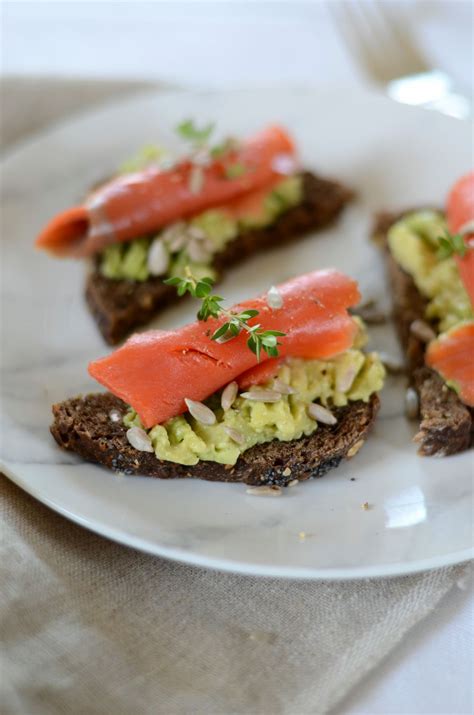 Toasts à l avocat et au saumon fumé Recette Tangerine Zest