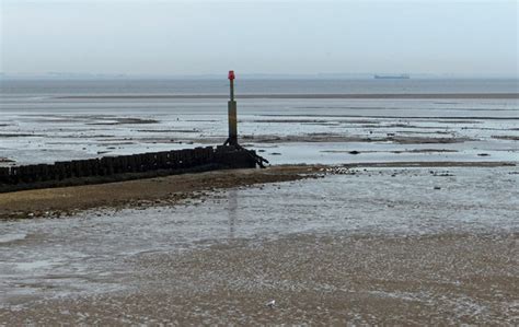 Groyne On Cleethorpes Beach Mat Fascione Cc By Sa Geograph