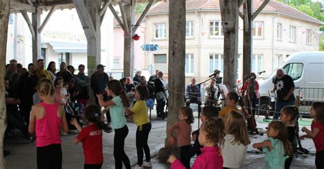 Vézelise YakaDanser sous les Halles