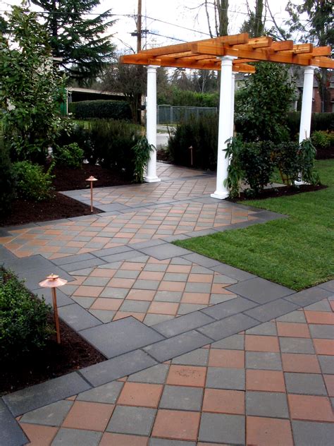 Walkways - Holland Pavers - Mutual Materials