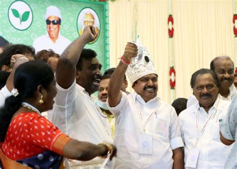 N Sathiya Moorthy Will Eps Reign Supreme In Aiadmk India