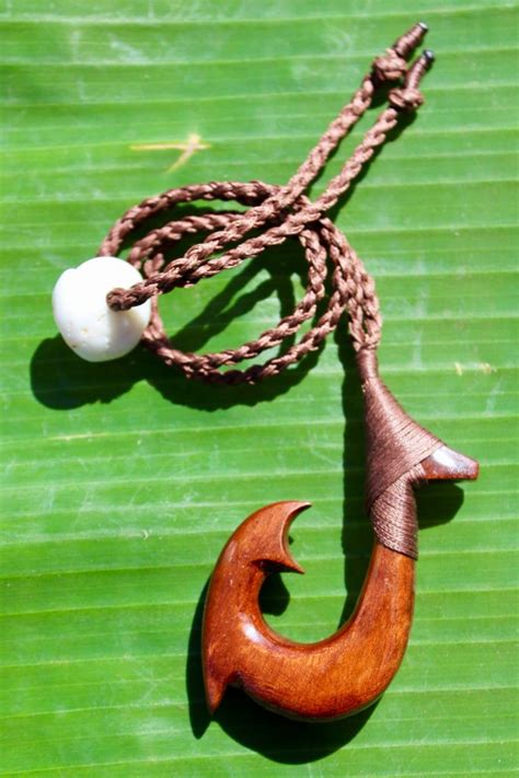 Fish Hook Necklace - Maui Hands