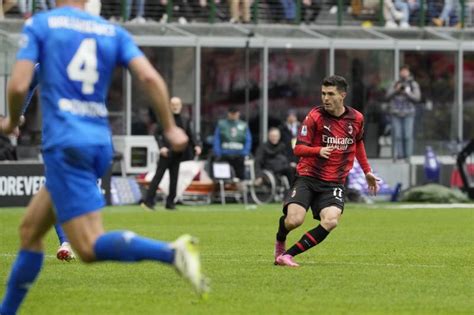 Il Milan Stende Lempoli E Si Porta Al Secondo Posto Basta Un Gol Di