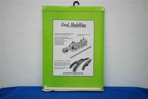 Metcalfe Railway Station Buildings Model Kit P0217 in OO Gauge Ready Cut Cardboard Kit