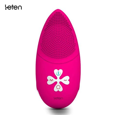 Silicone Clitoral Stimulator Vibrating Oral Sex Tongue Vibrator