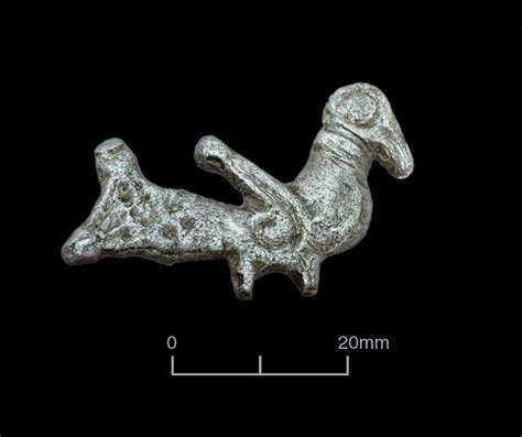 Anglo-Saxon bird brooch from Suffolk - Cotswold Archaeology