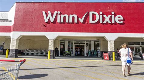 Aldi to acquire Winn-Dixie and Harveys Supermarket stores