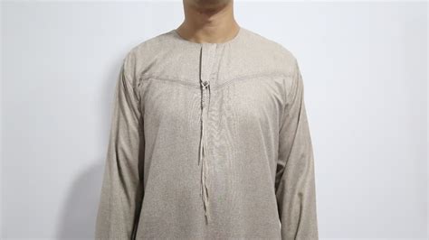 Muslim Men Cloth Oman Style Long Sleeve Thobe - Buy Men Cloth,Muslim Long Sleeve Thobe,Oman ...