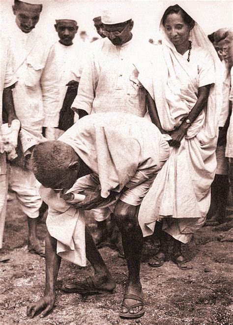 Salt Satyagraha And Dandi March